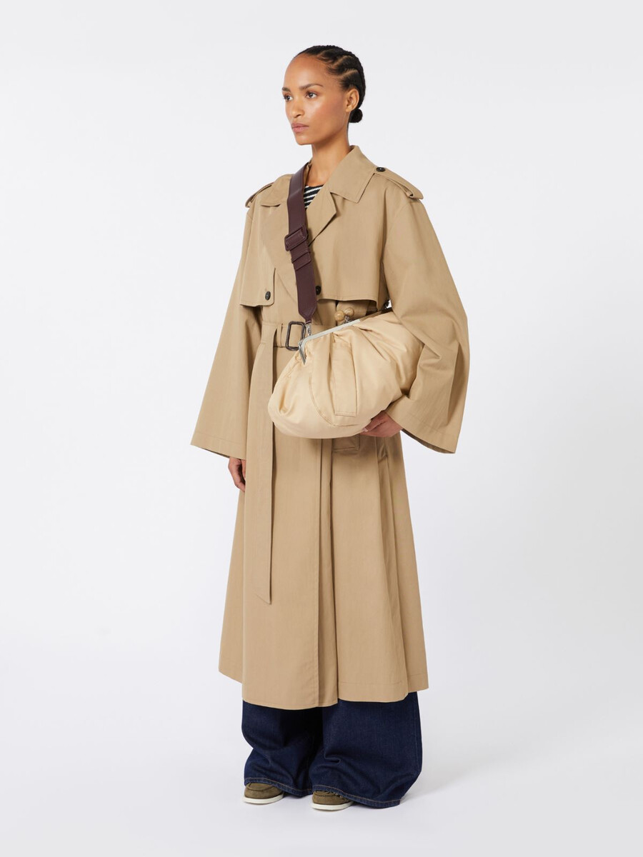 bolso pasticcino extragrande de gabardina técnica acolchada - beige