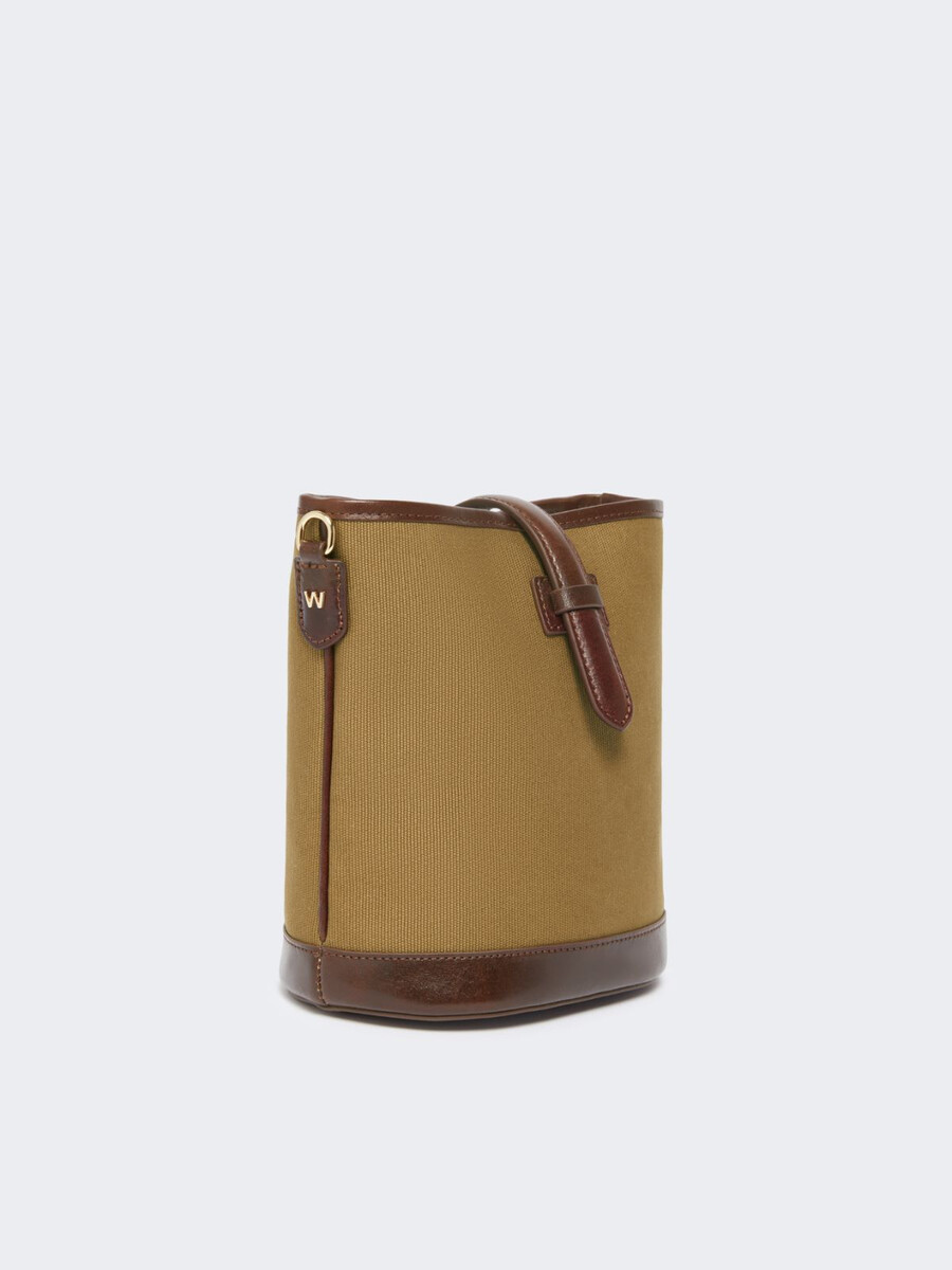bolso pequeño tipo cubo de lona - bronce