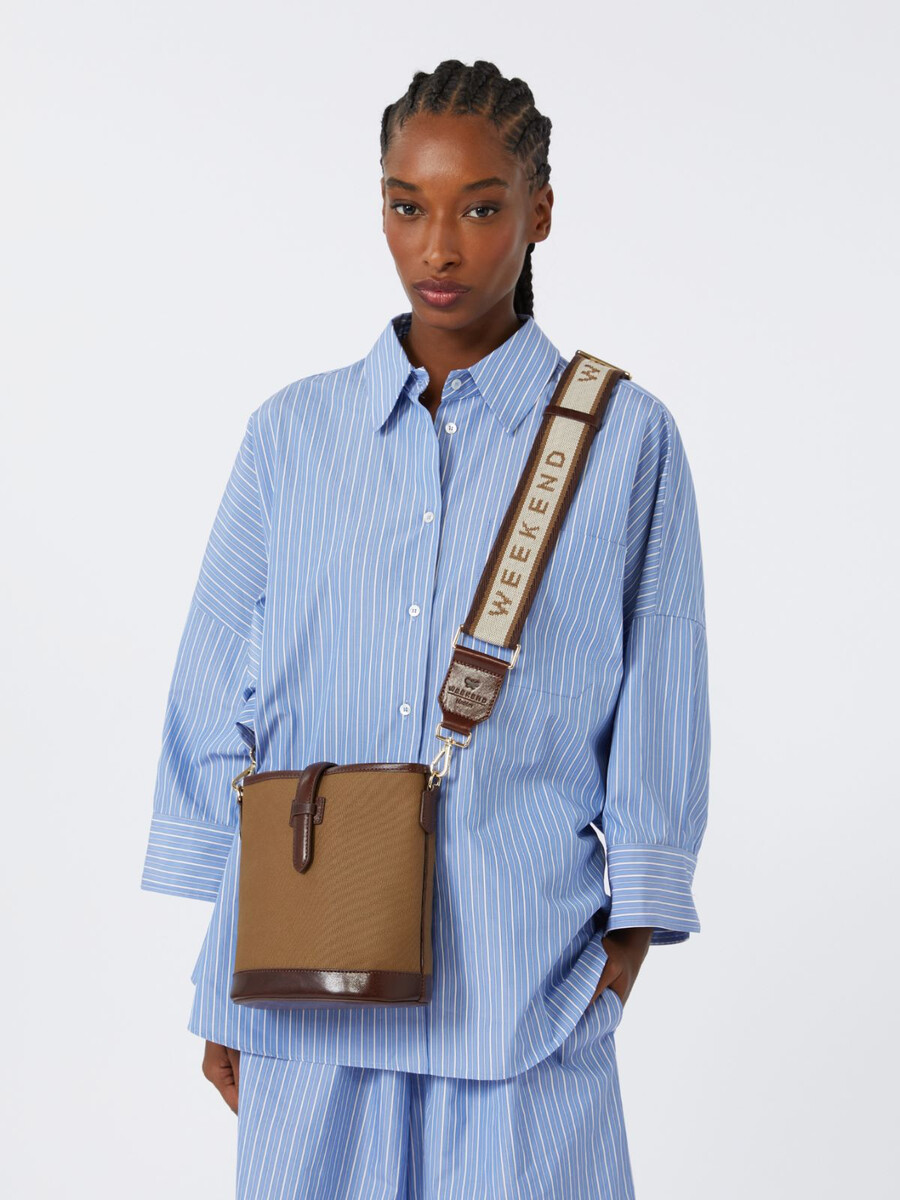 bolso pequeño tipo cubo de lona - bronce