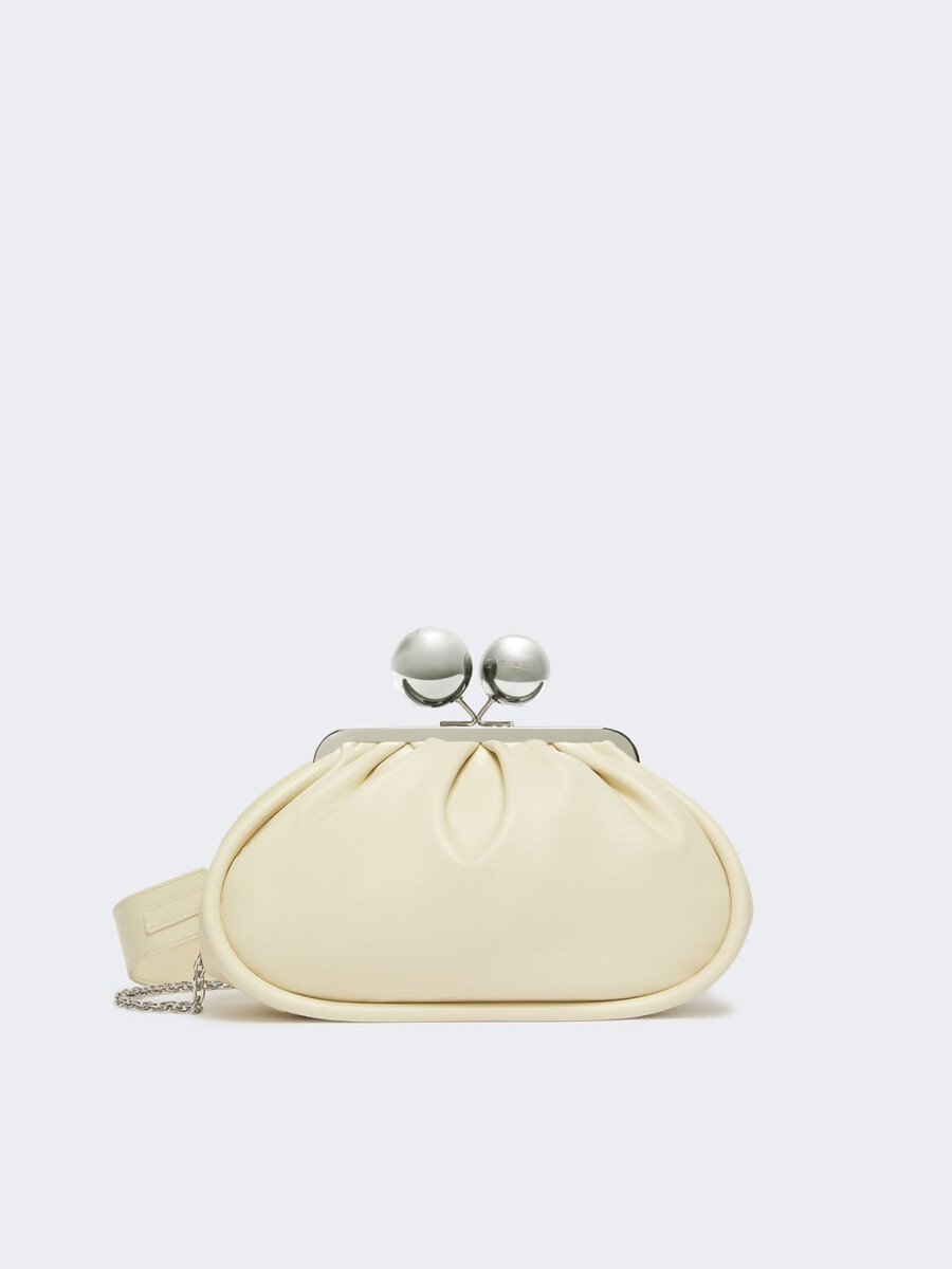 bolso pasticcino mediano en piel napa brillante - marfil