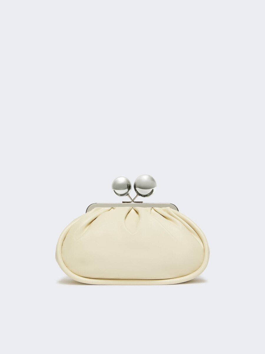 bolso pasticcino mediano en piel napa brillante - marfil