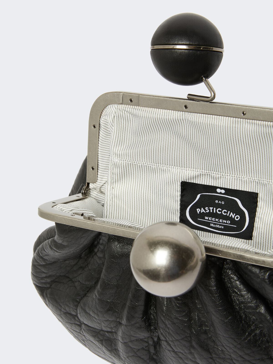 bolso pasticcino mediano de piel napa - negro