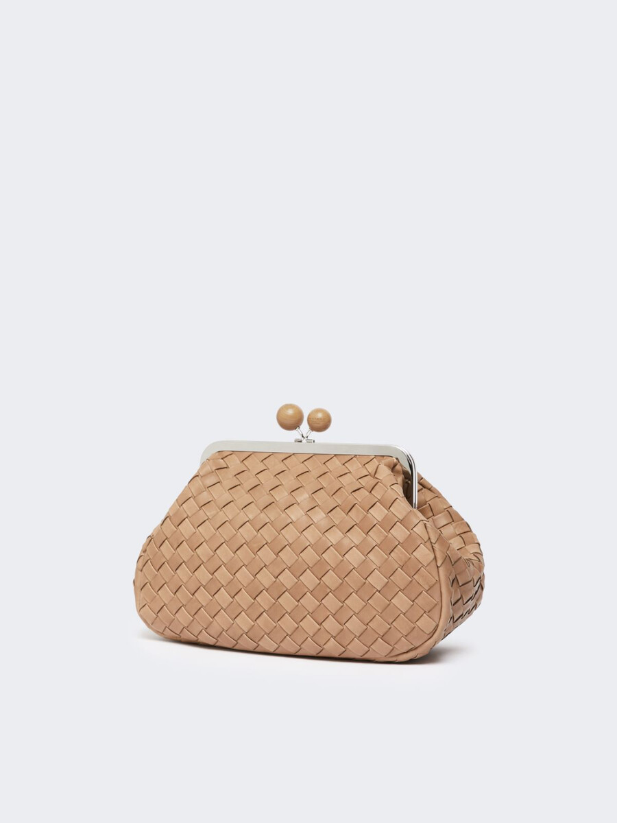 bolso pasticcino mediano de piel tejida - marrÓn avellana