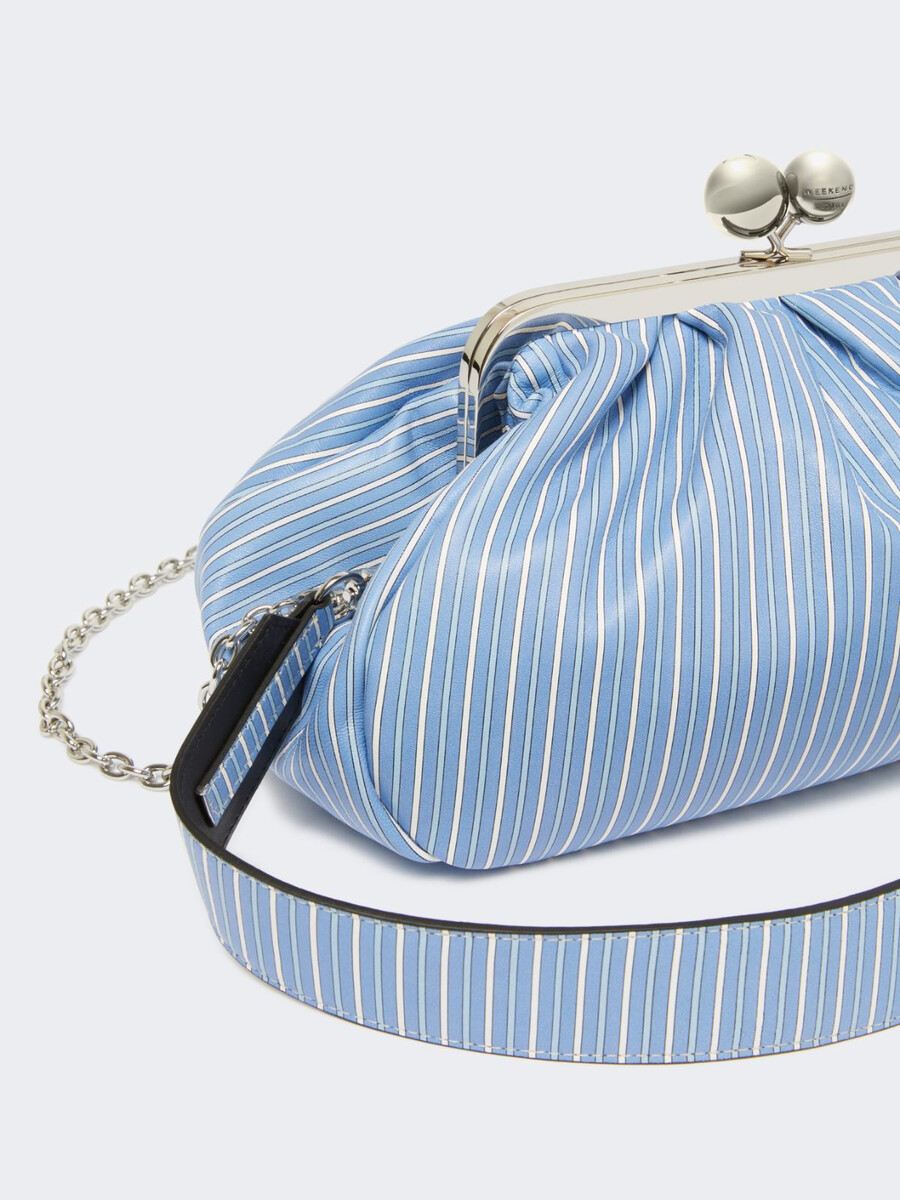 bolso pasticcino mediano de piel napa estampada - azul claro