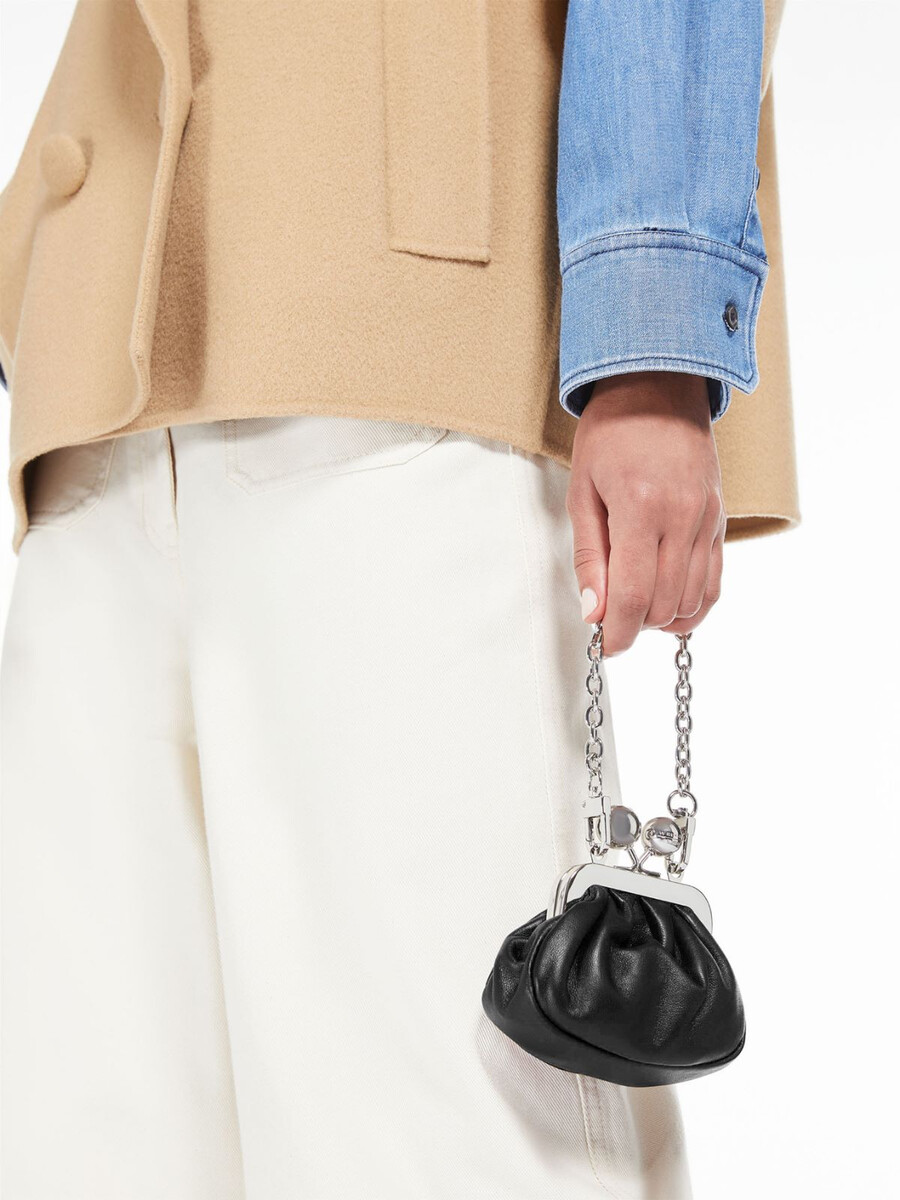 bolso nano pasticcino de piel de oveja napa - negro