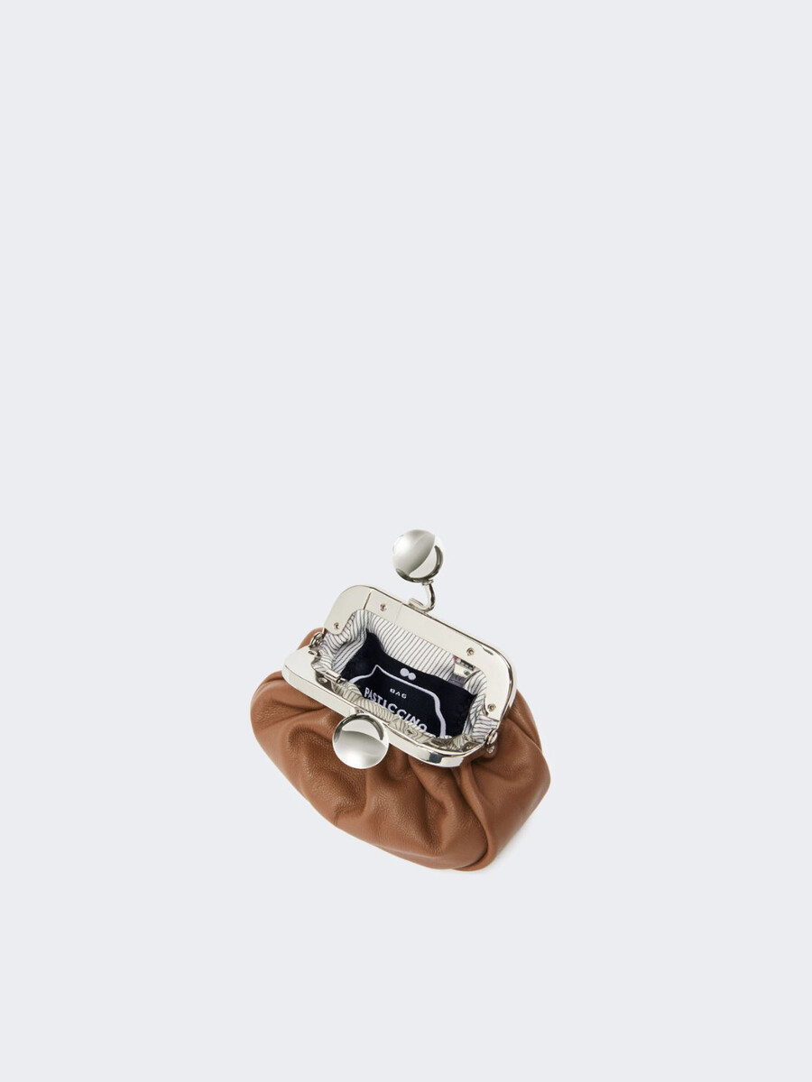 bolso nano pasticcino de piel de oveja napa - tabaco