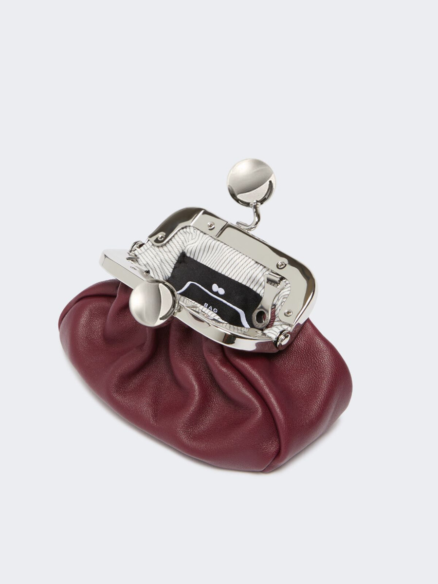 bolso nano pasticcino de piel de oveja nappa - rojo morado