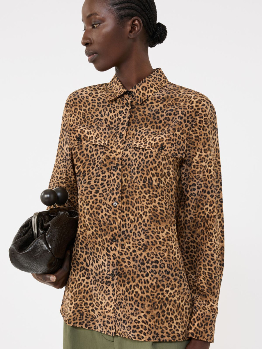 camisa de bolsillo de seda estampada - camel