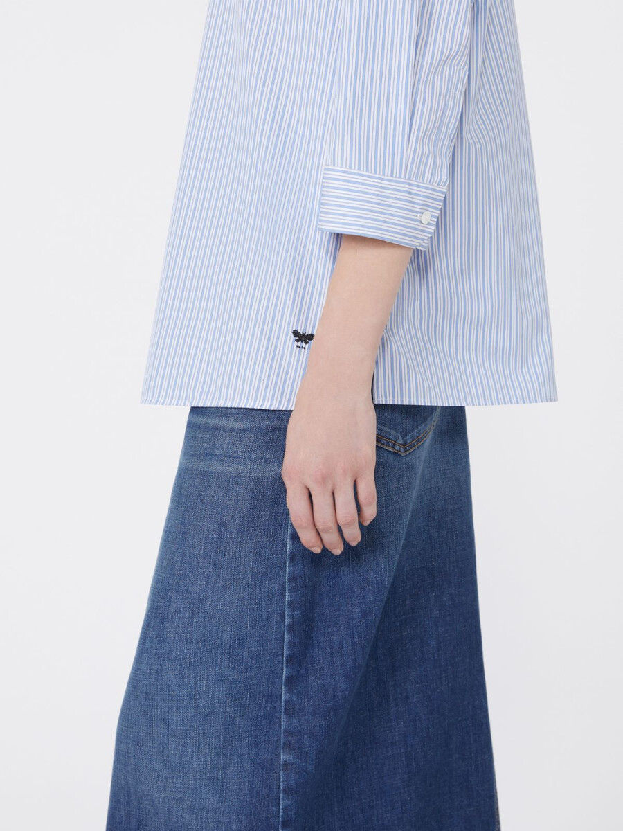camisa de popelina acampanada - azul claro